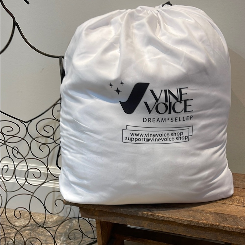 🆕 Vine Voice Dream Sleeper Cooling Comforter